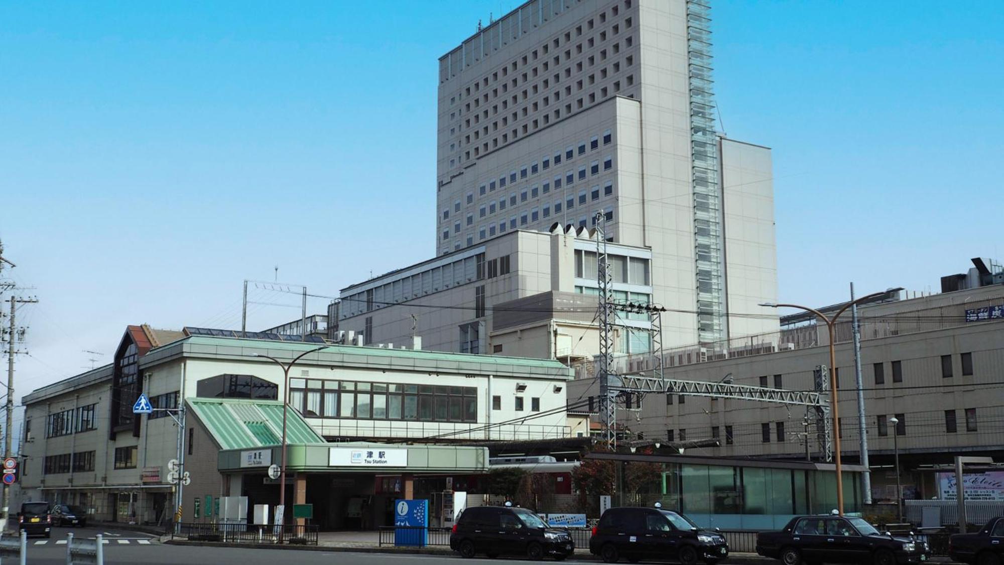 Toyoko Inn Tsu Eki Nishi Guchi Екстериор снимка