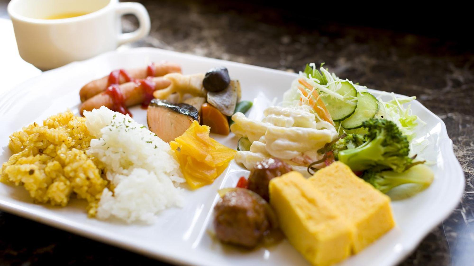 Toyoko Inn Tsu Eki Nishi Guchi Екстериор снимка